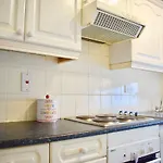 2 Bedroom Terraced House Near City Centre