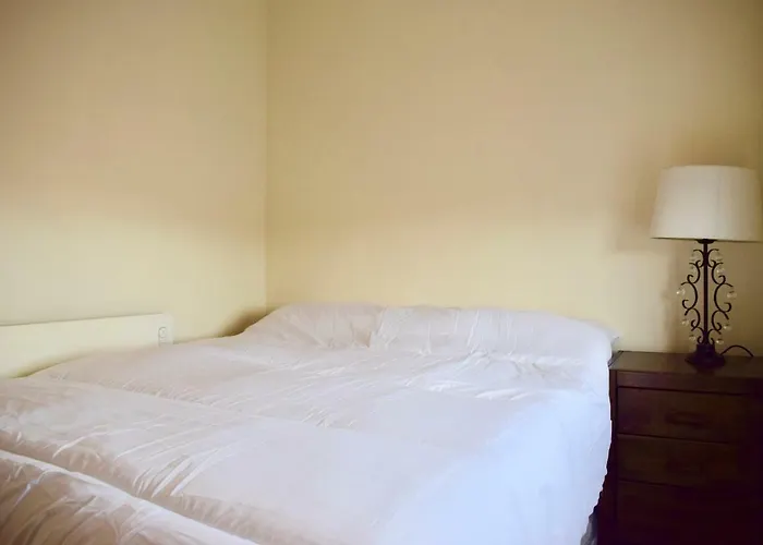2 Bedroom Terraced House Near City Centre
