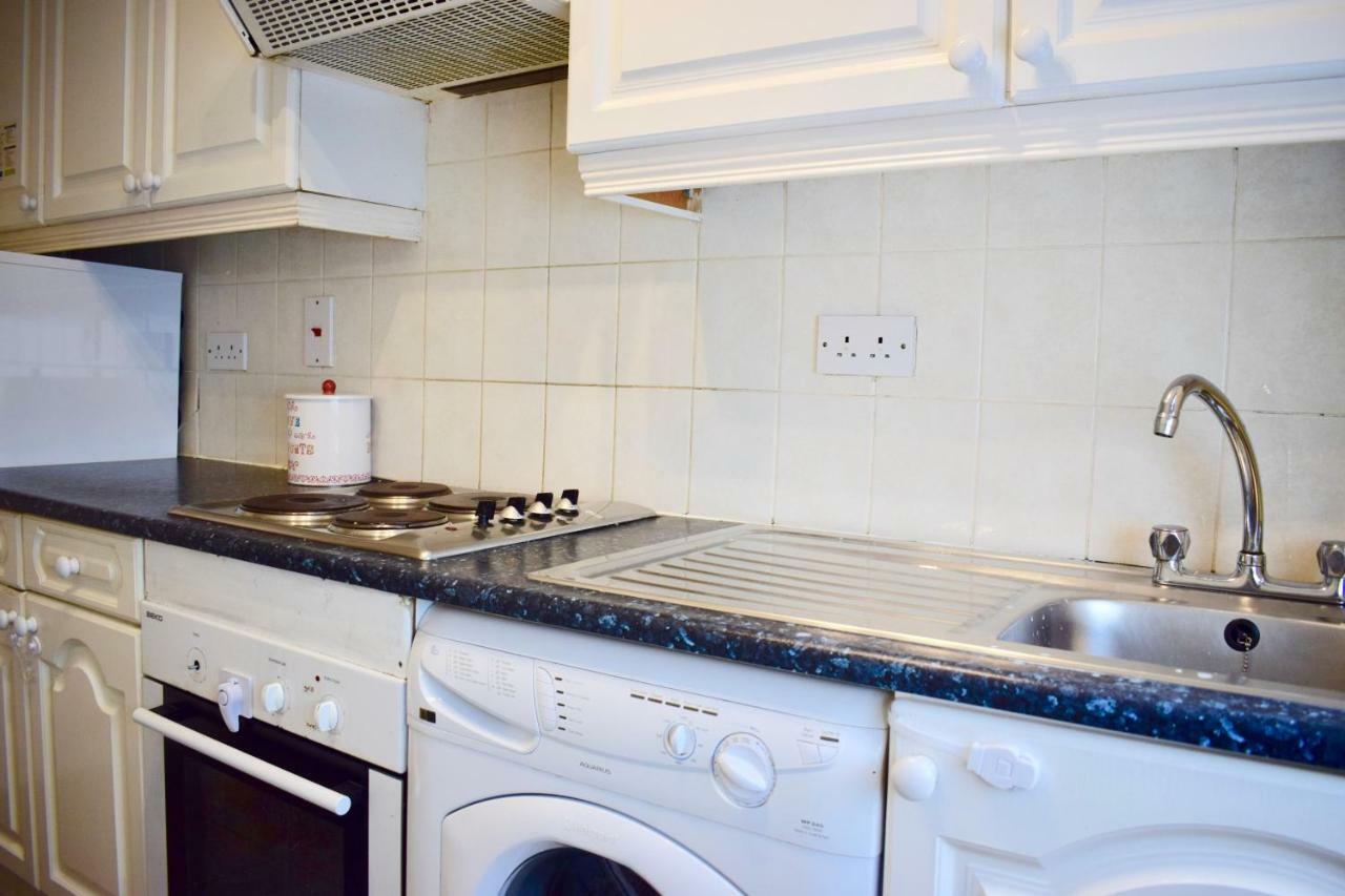 2 Bedroom Terraced House Near Centre Dublin